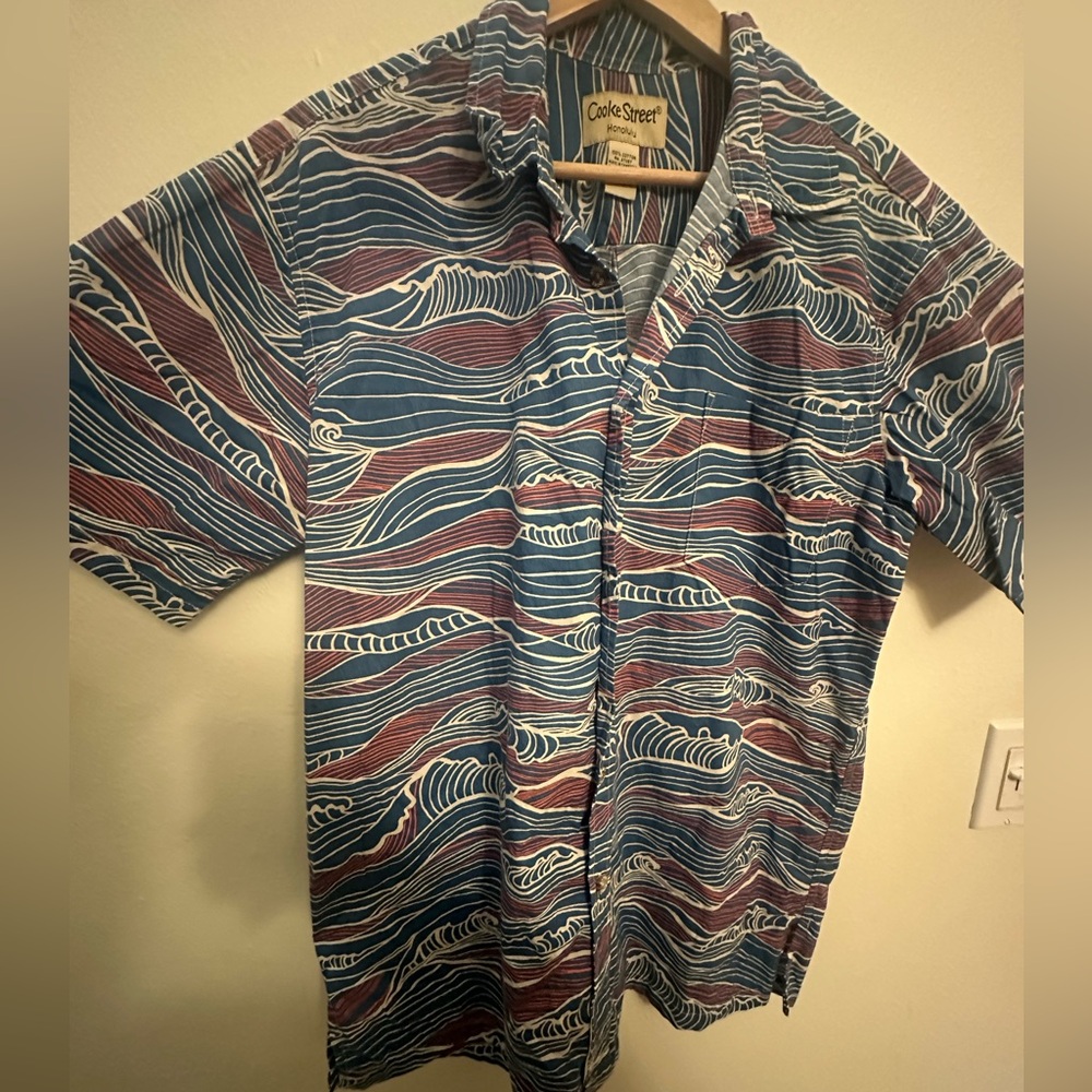 Cooke Street Honolulu Colorful Wave‎ Pattern Casual Shirt size M surfer vacation